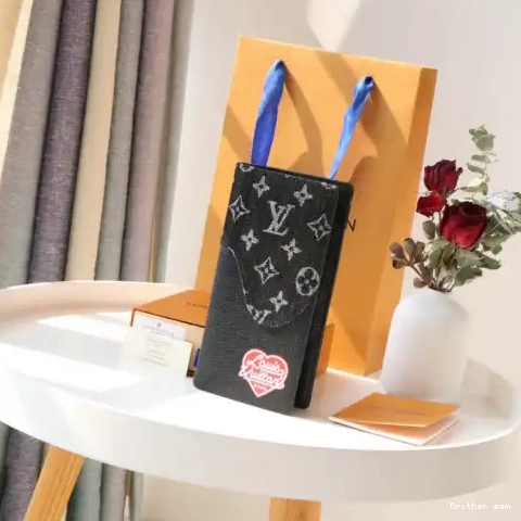 LV Bag 2204DJ0017 0810